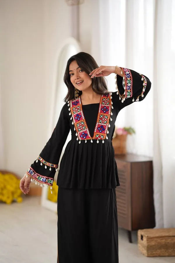 Black_Ethnic_Tunic_And_Palazzo_Set_Detailed_With_Colorful_Kutchi_Mirror-Work_Embroidery_And_Flared_Bell_Sleeves