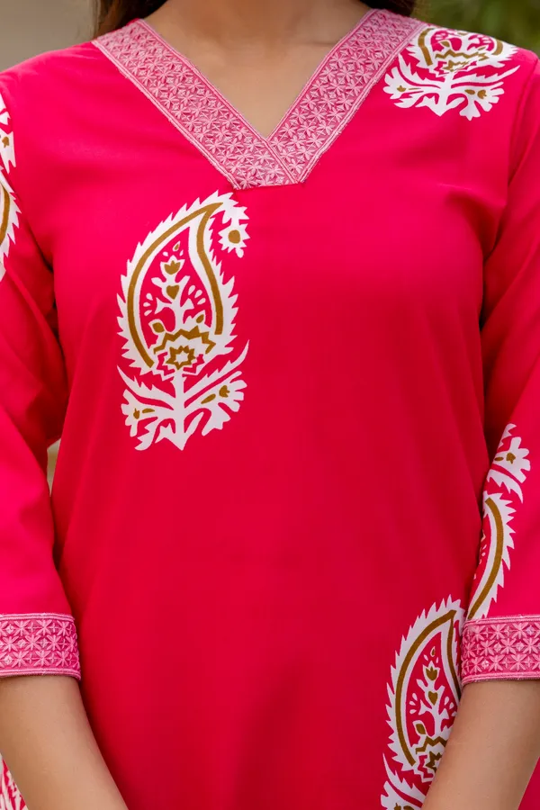 Pink_Rayon_Printed_Kurta_Pant_Set_With_Chanderi_Dupatta