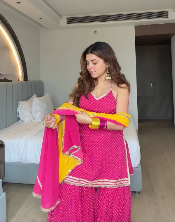 Women_Anarkali_Suit_Set_With_Dupatta,_Fendi_Silk_Kurta_Pant_Set