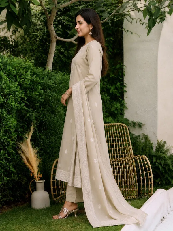 Chiku_Brown_Jacquard_Pure_Cotton_Kurti_With_Dupatta_And_Pant