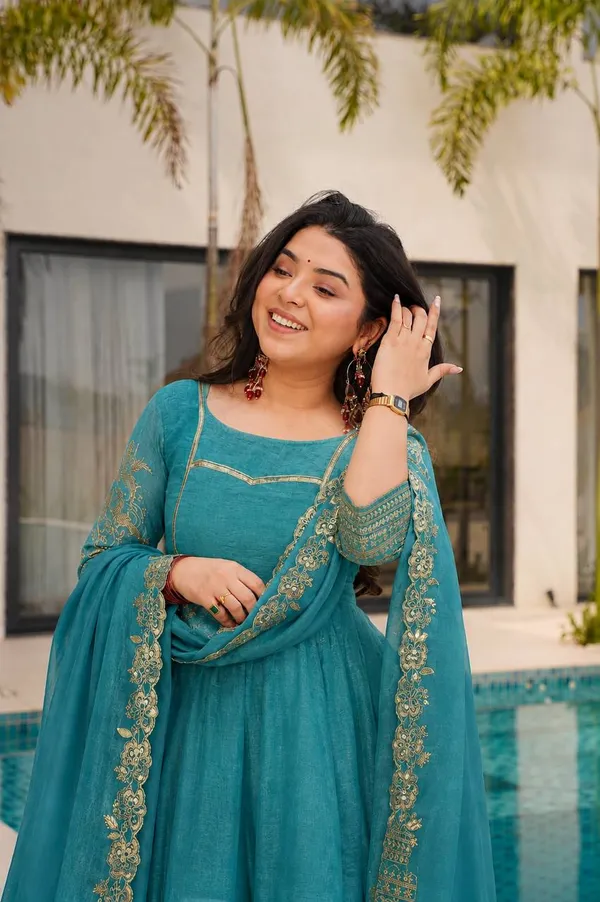 Teal_Blue_Silk_Blend_Embroidered_Anarkali_Set_Stitched