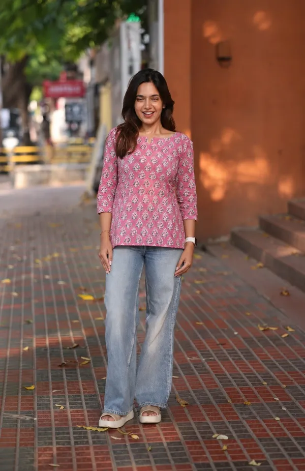 Pink_Floral-Printed_Boat_Neck_Tunic