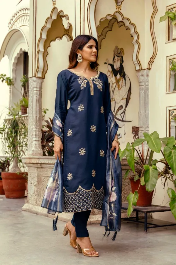 Navy_Blue_Embroidered_Straight_Kurta_Set_For_Women