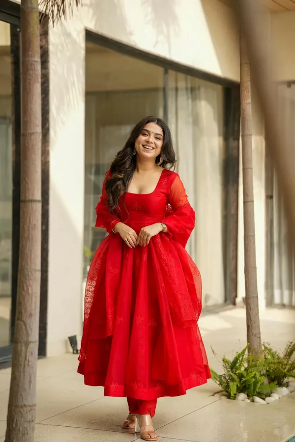 Velvet_Red_Organza_Suit_Set