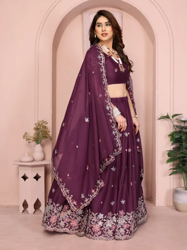 Womens_Star_Georgette_Traditional_Motif_Semi_Stitched_Lehenga_Choli_With_Cnotrance_Dupatta_Set_(Wine)