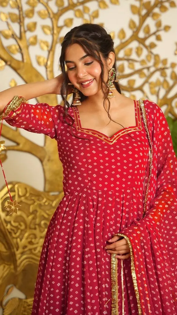 Women'S_Red_Faux_Georgette_Anarkali_Suit_With_Gota_Patti_Lace_Dupatta