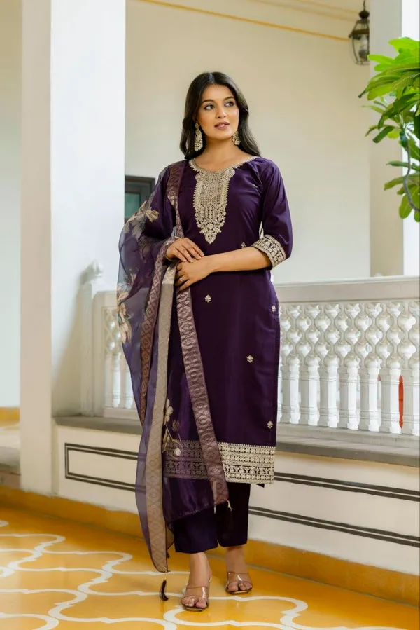 Women'S_Wine_Viscose_Chanderi_Silk_Kurta_Pant_Set_With_Organza_Dupatta