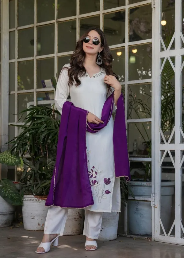 White_Viscose_Rayon_Kurta_Set