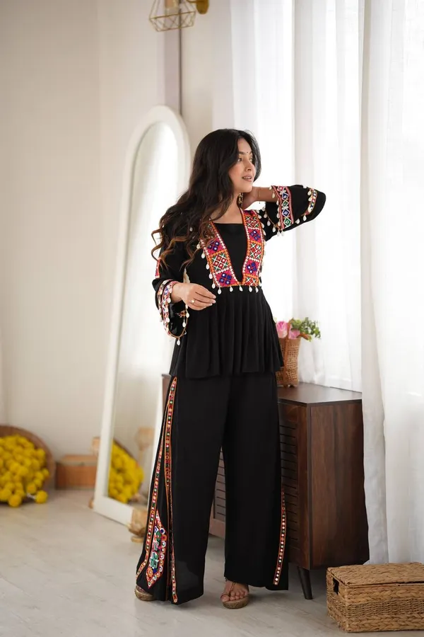 Black_Ethnic_Tunic_And_Palazzo_Set_Detailed_With_Colorful_Kutchi_Mirror-Work_Embroidery_And_Flared_Bell_Sleeves