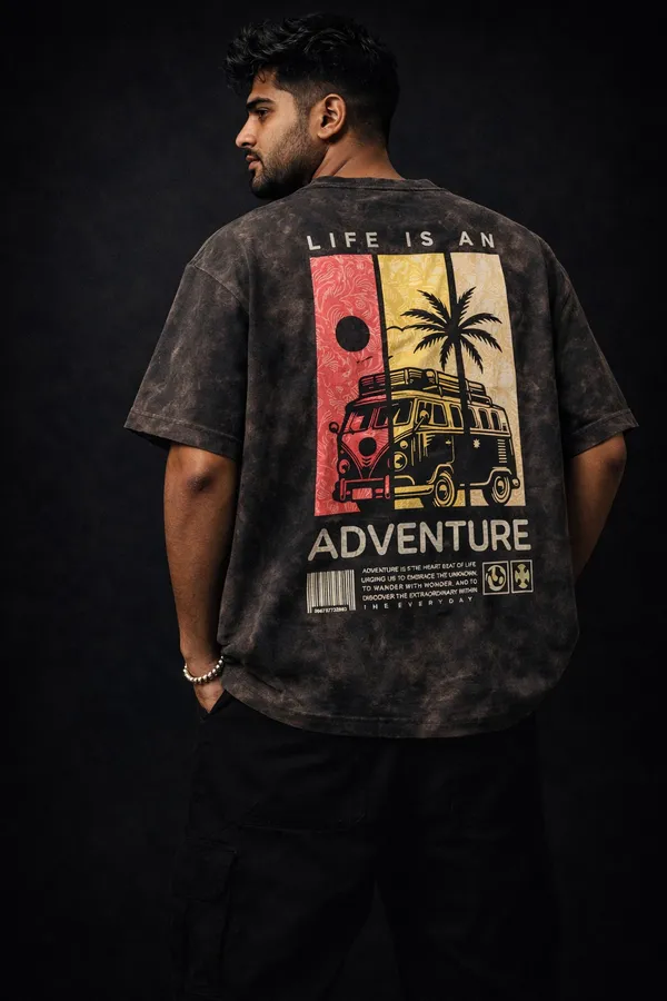 Black_Oversized_Graphic_T-Shirt_for_Men