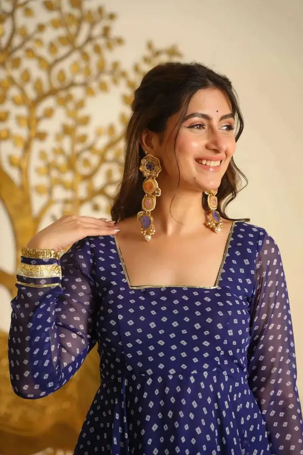 Women'S_Purple_Faux_Georgette_Anarkali_Suit_With_Gota_Patti_Lace_Dupatta