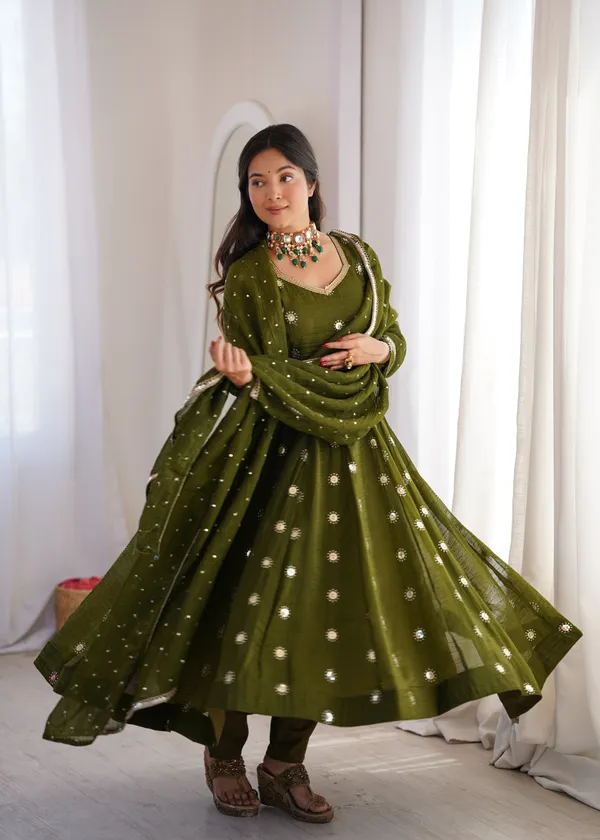 Green_Flared_Anarkali_Kurta_Set_With_Matching_Trousers_And_A_Dupatta