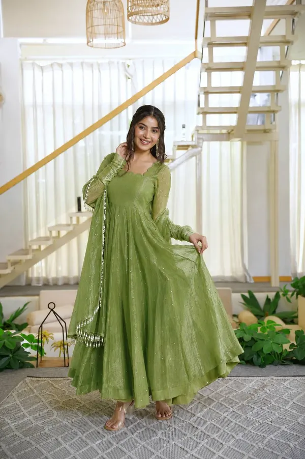 Olive_Green_Flared_Anarkali_Gown_Paired_With_A_Matching_Dupatta