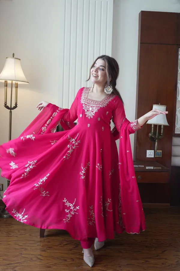 Elegant_Pink_Fox_Georgette_Kurti_Pant_Dupatta_Set_With_Heavy_Sequins_Embroidery