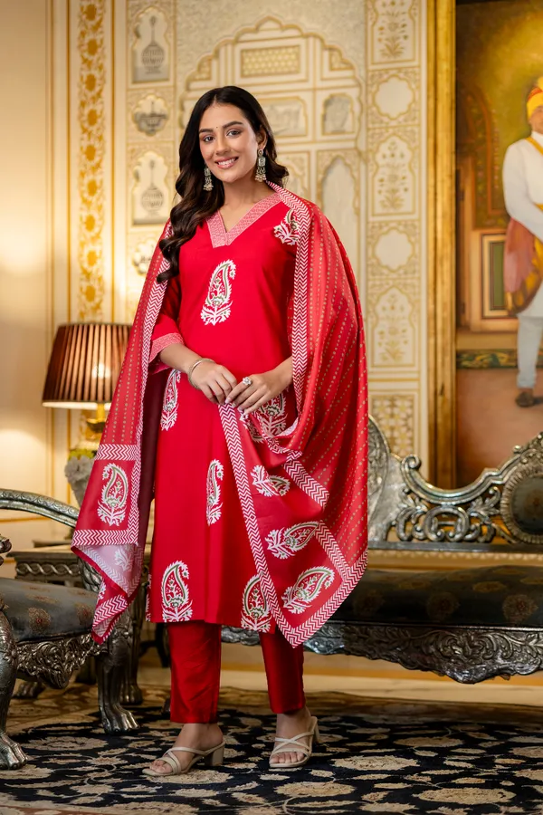 Red_Rayon_Printed_Kurta_Pant_Set_With_Chanderi_Dupatta