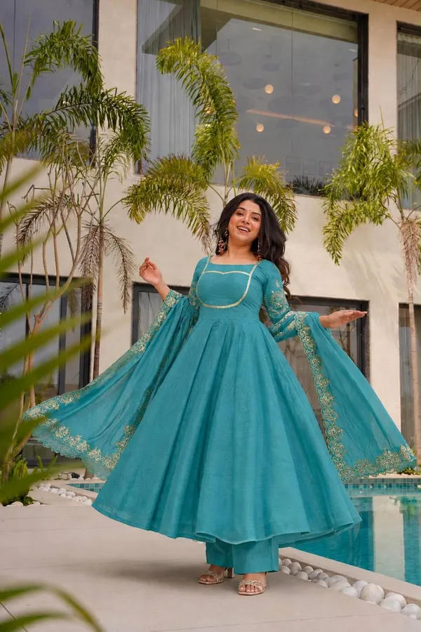 Teal_Blue_Silk_Blend_Embroidered_Anarkali_Set_Stitched