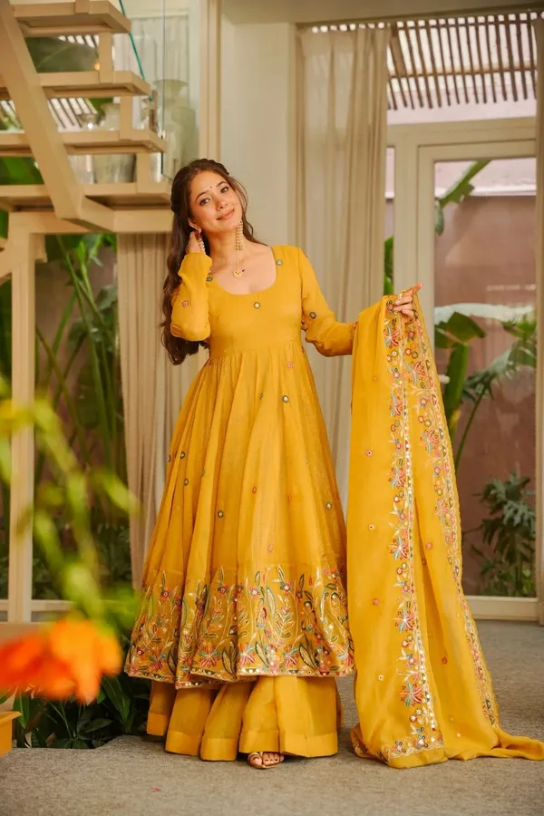 Yellow_Mastani_Floral_Anarkali_Suit_Set_Of_3