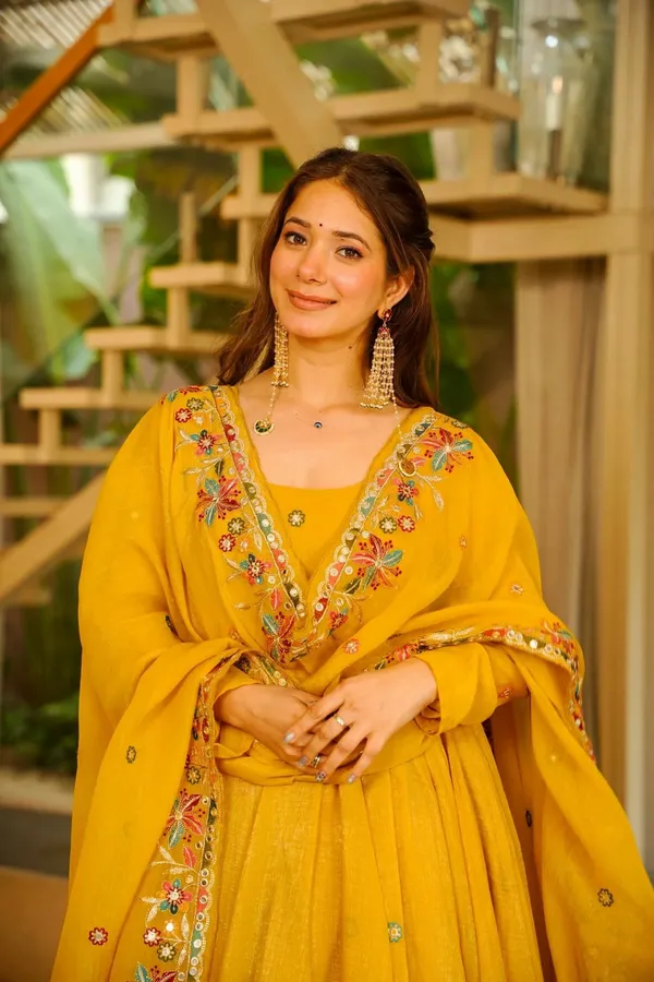 Yellow_Mastani_Floral_Anarkali_Suit_Set_Of_3