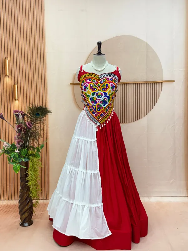 Red_And_White_Dual-Tone_Pure_Cotton_Heavy_Gamthi_Work_With_Real_Mirror_And_Kodi_Work_Navratri_Lehenga_Choli_Set