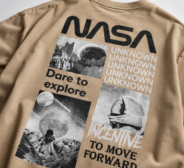 SKIN_—_OVERSIZED_GRAPHIC_TEE