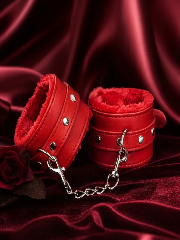 Luxury_Leather_Handcuffs_Red