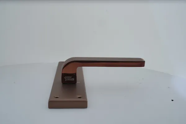 Rose_Gold_White_Metal_Modern_Bronze_Finish_Lever_Door_Handle