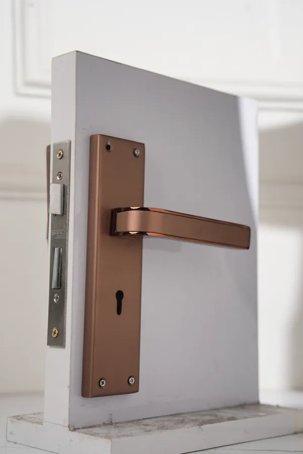 Rose_Gold_White_Metal_Modern_Lever_Door_Handle_Lock_Set