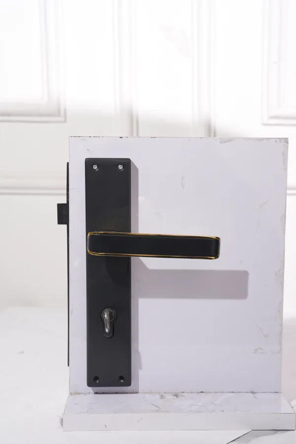 Black_And_Gold_White_Metal_Modern_Lever_Door_Handle_Lock_Set