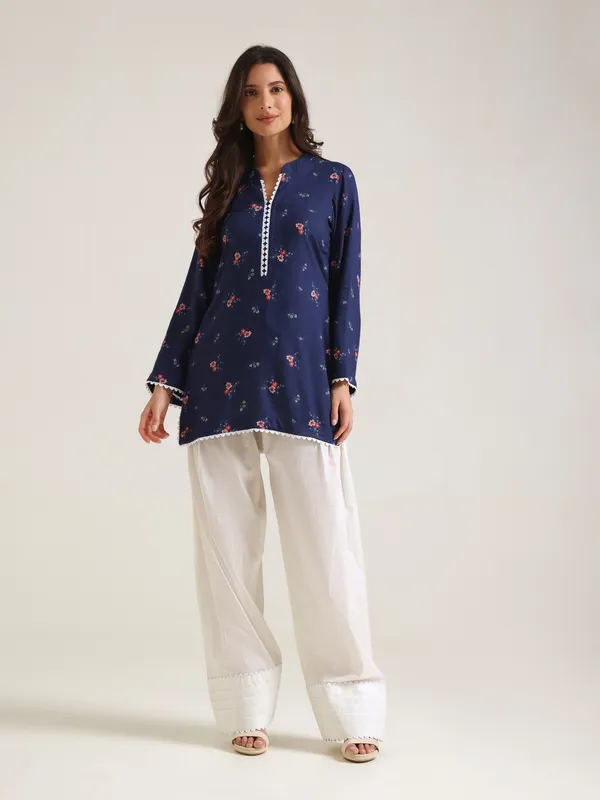 Navy_Floral_Print_Kurta_Set_for_Women