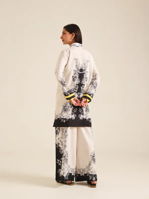 Cream_Printed_Straight_Kurta_Set_for_Women