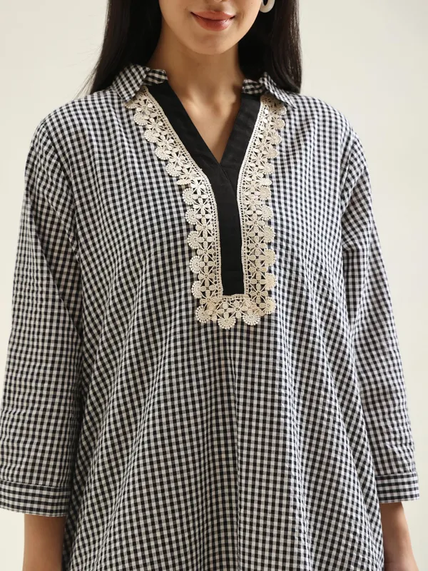 Ruhani_Checks_Super_Comfy_Collar_Neck_Long_Dress