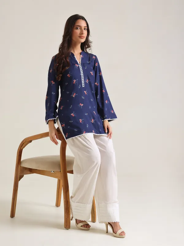 Navy_Floral_Print_Kurta_Set_for_Women