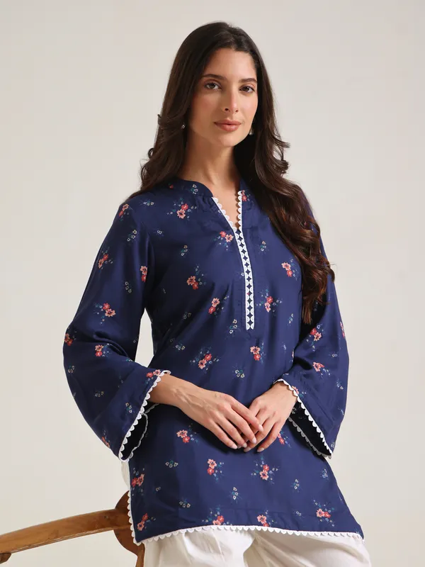 Navy_Floral_Print_Kurta_Set_for_Women