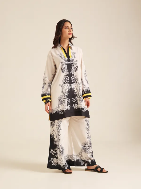 Cream_Printed_Straight_Kurta_Set_for_Women