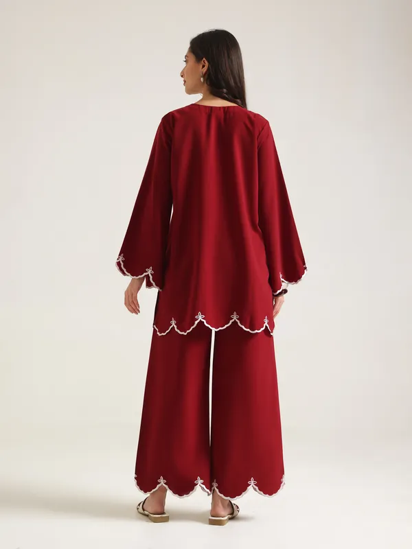 Red_Relaxed_Fit_Kurta_Set_For_Women