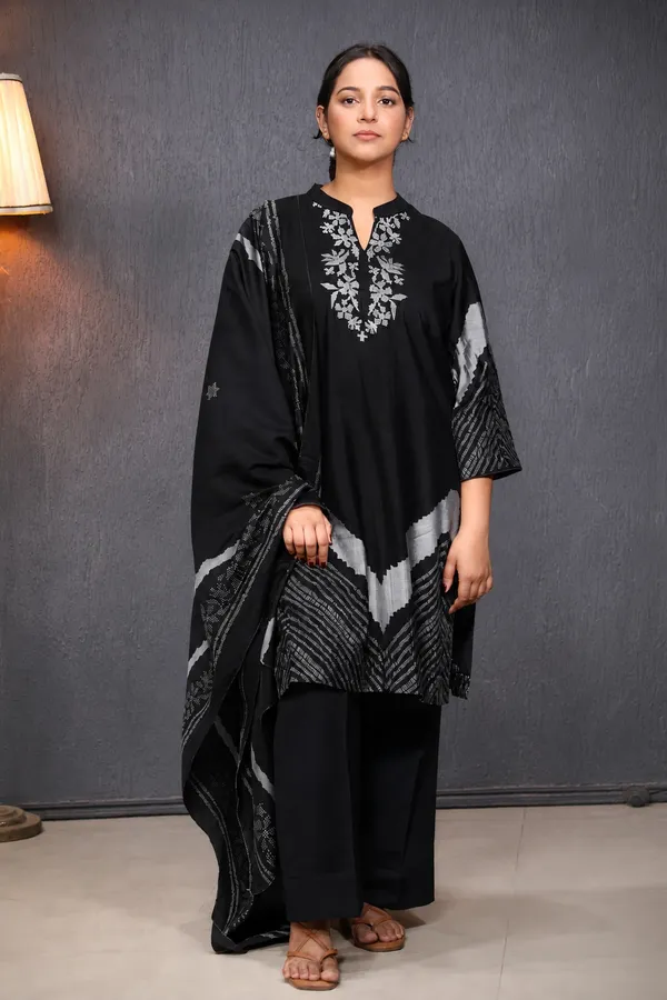 Mustard_Bloom_Printed_Kurta_Set