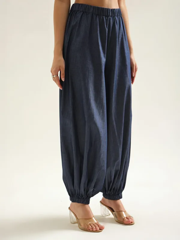 Shirt_Collar_Neck_Co_Ord_Setwith_Statement_Balloon_Pants