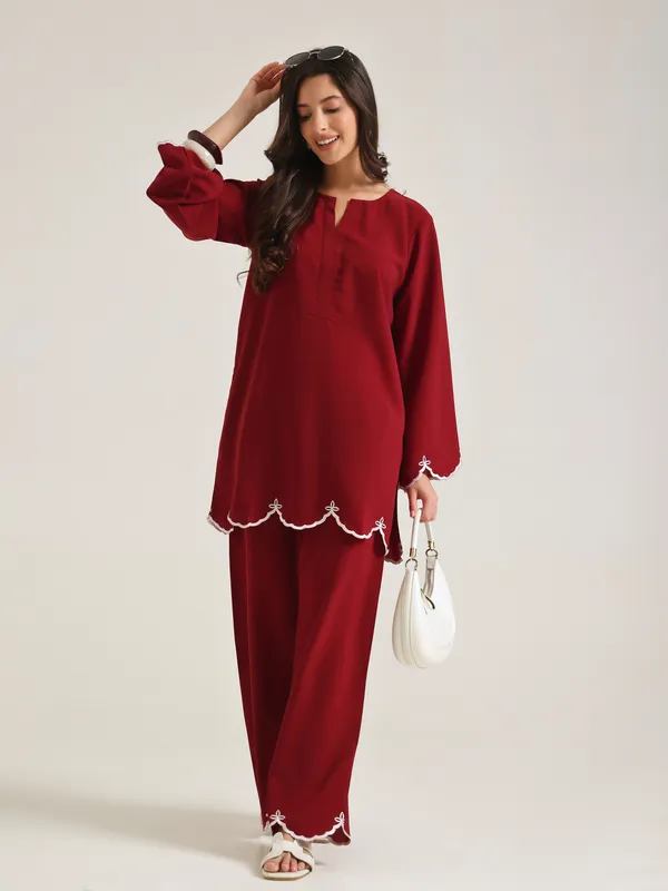 Red_Relaxed_Fit_Kurta_Set_For_Women