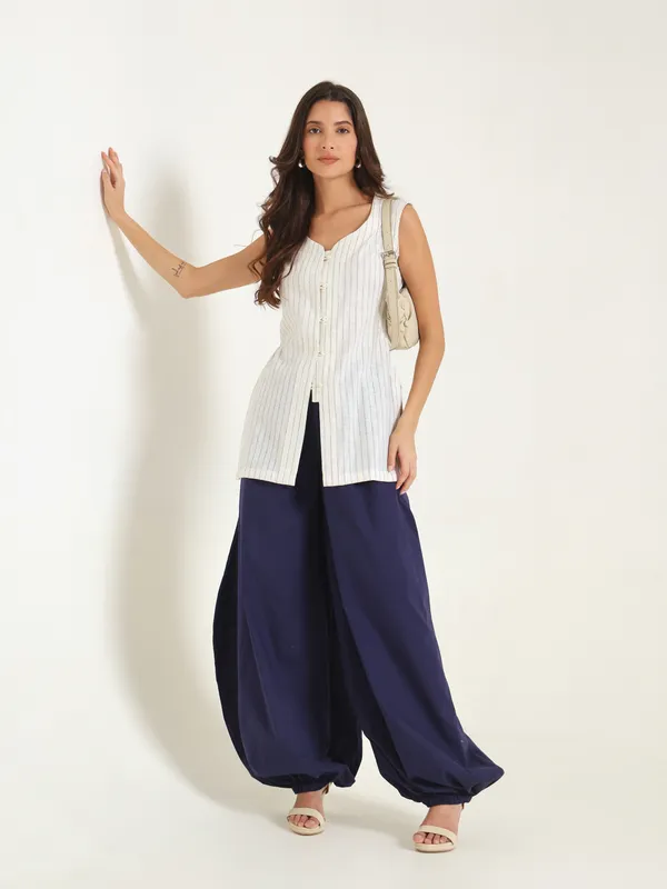 Navy_Satin_Balloon_Fit_Palazzo_Pants_for_Women
