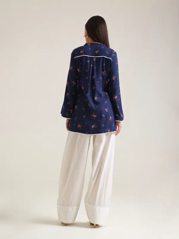 Navy_Floral_Print_Kurta_Set_for_Women