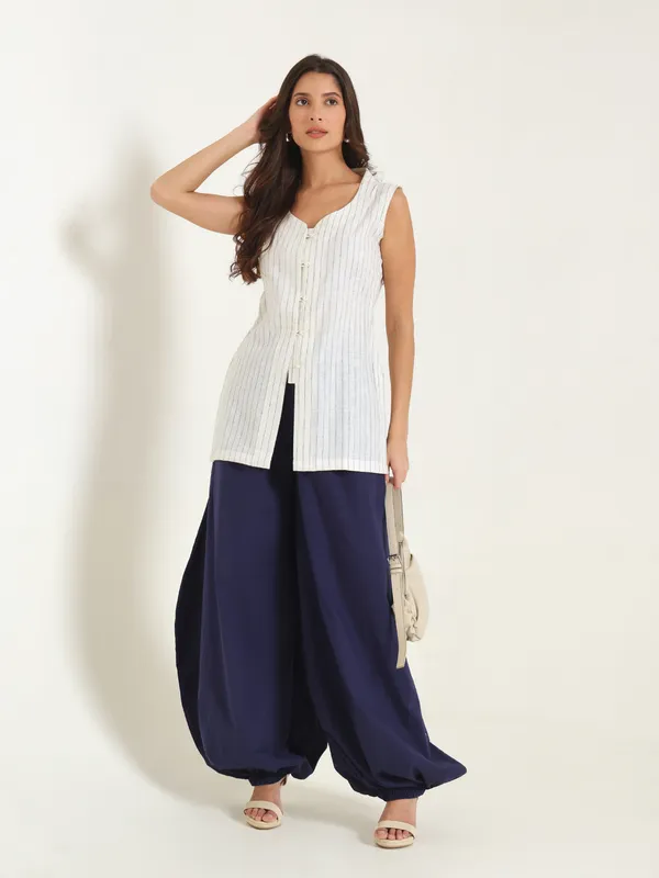 Navy_Satin_Balloon_Fit_Palazzo_Pants_for_Women