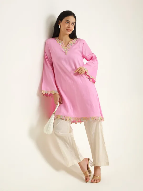 Gulbahaar_Festive_Wear_Pink_Cotton_Kurta_Set