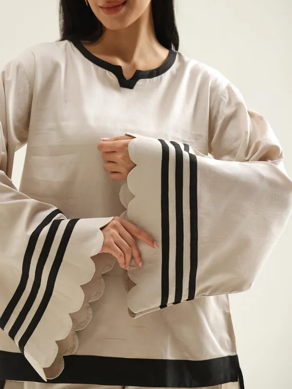 Ivory_Beige_Black_Contrast_Co_Ord_Set