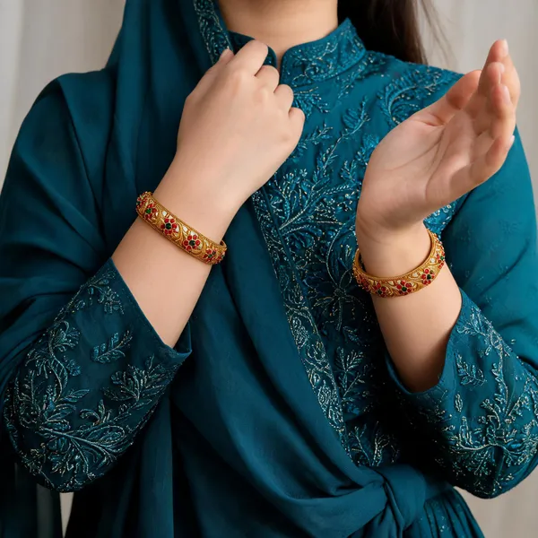 Enchanted_Garden_Ruby_&_Emerald_Gold_Bangles_Pack_Of_2
