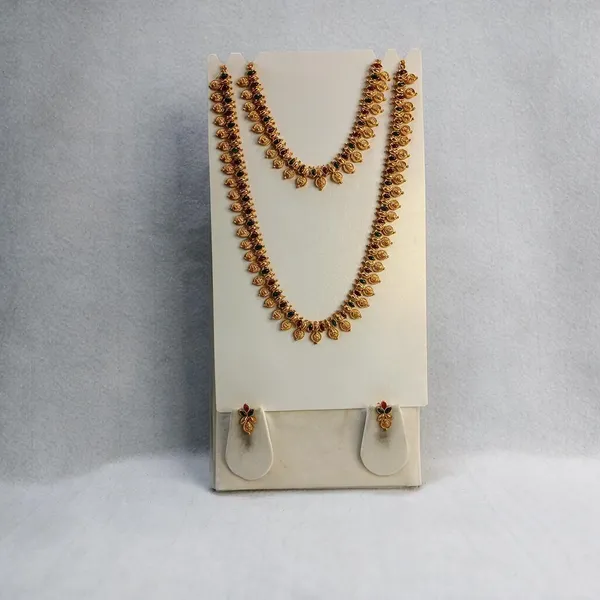 Classic_Temple_Coin_Motif_Bridal_Collection