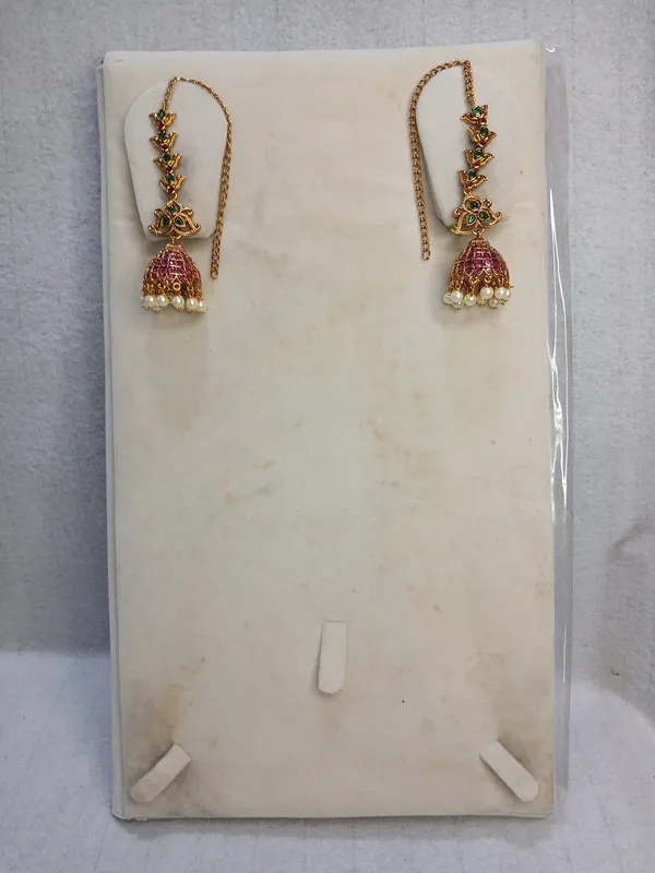 Traditional_Temple_Motif_Jhumka_Earrings
