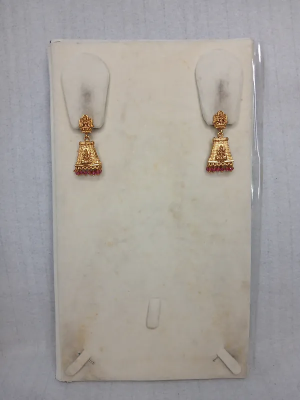 Traditional_Goddess_Lakshmi_Gopuram_Jhumkas