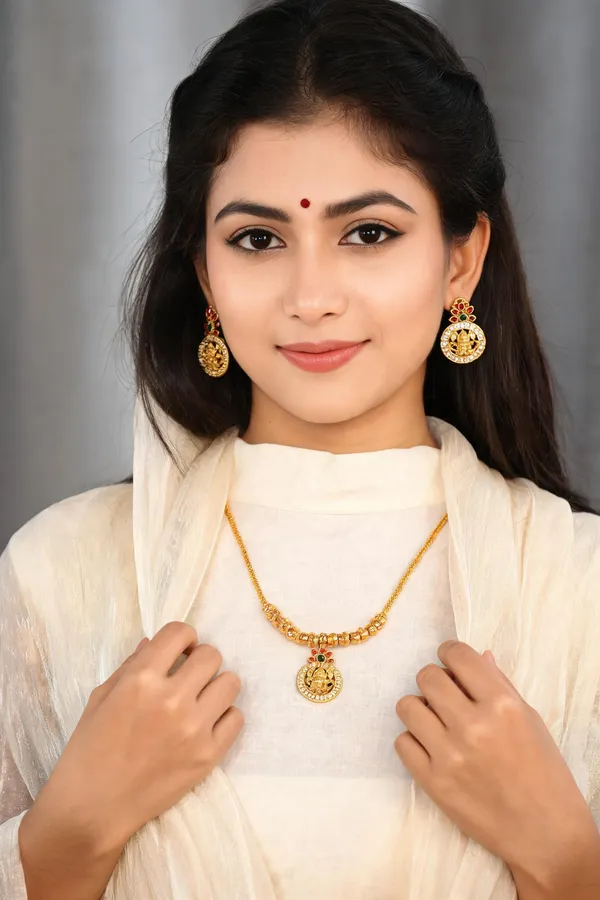 Traditional_Lakshmi_Heritage_Choker_Set