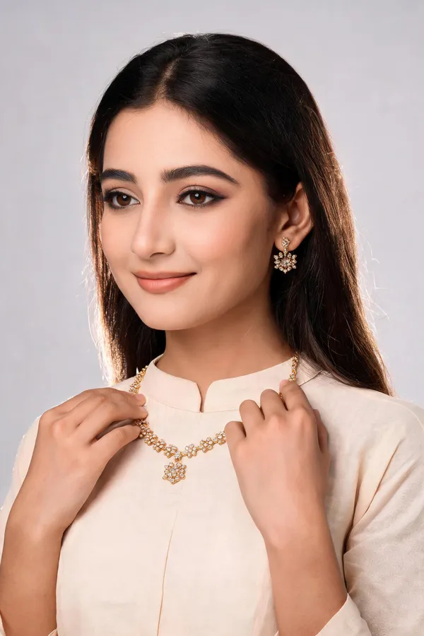 Aurelia_Star-Bloom_Gold_Choker_Set