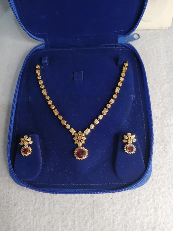 Aurelia_Crystal-Cluster_Floral_Set